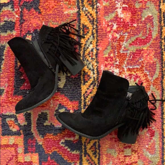 Fringe black boots / booties *worn once! - Picture 2 of 8